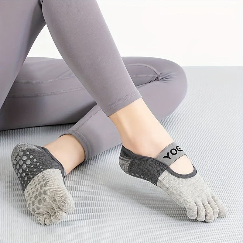 Set of 2 anti-slip yoga/dance socks for women.