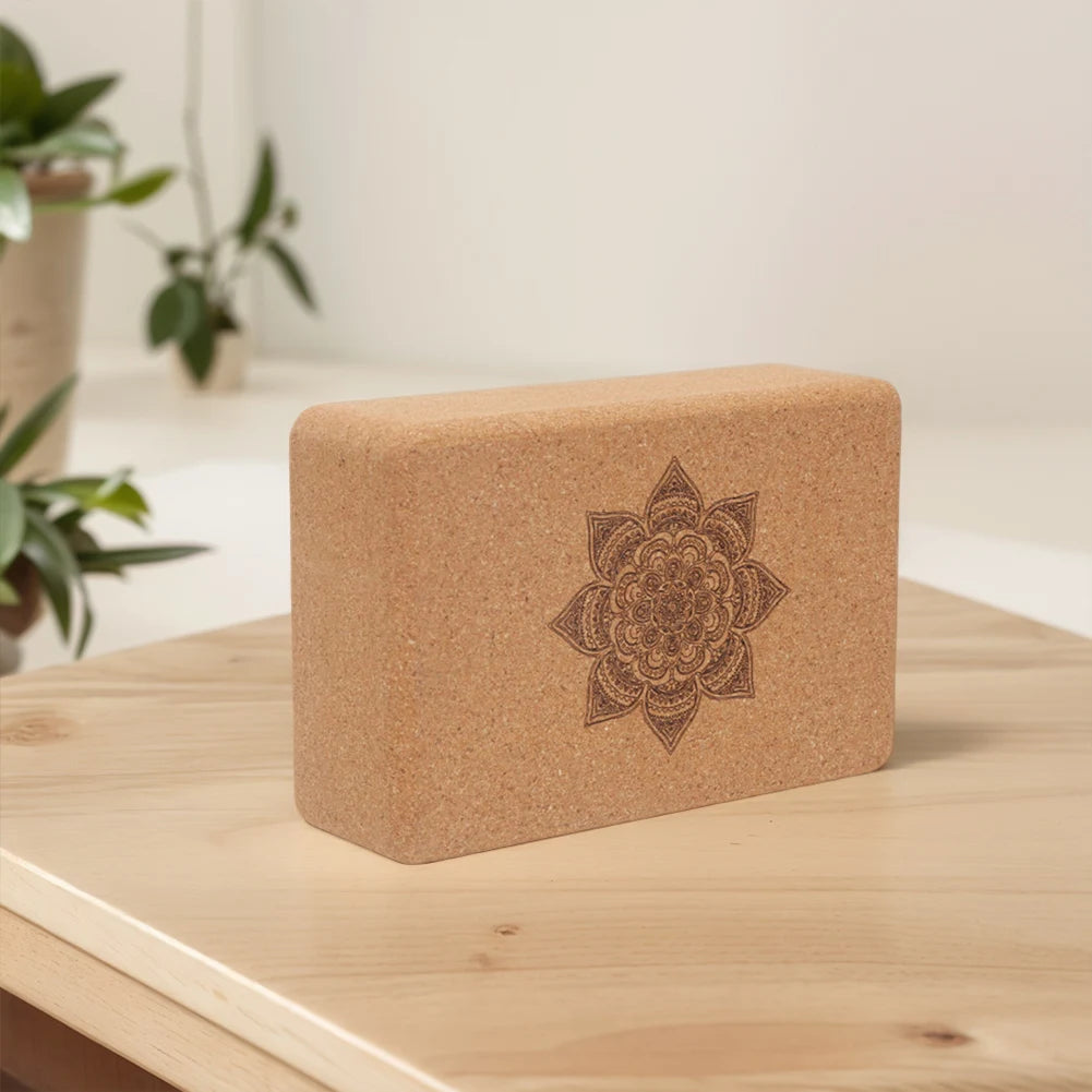 Eco‑Vriendelijk Kurken Yogablok – Natuurlijk Antislip Yoga & Pilates Blok (9×6×3 inch)