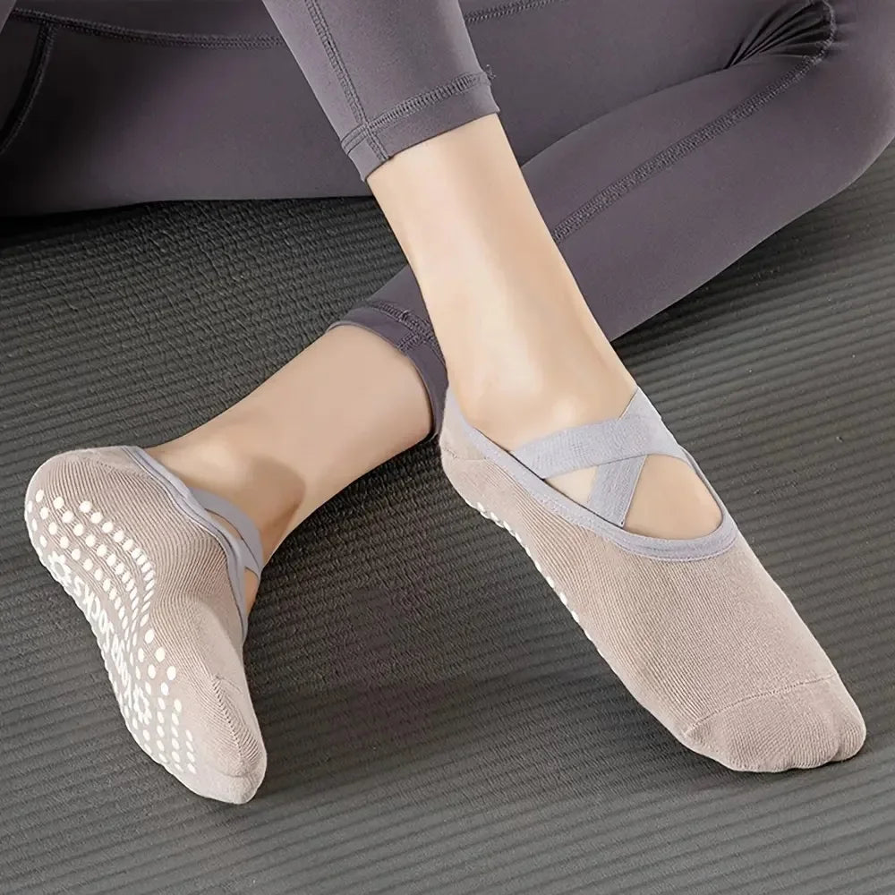 6 Pairs Non-Slip Yoga Socks – Grip & Comfort for Pilates, Fitness, and Home Workouts