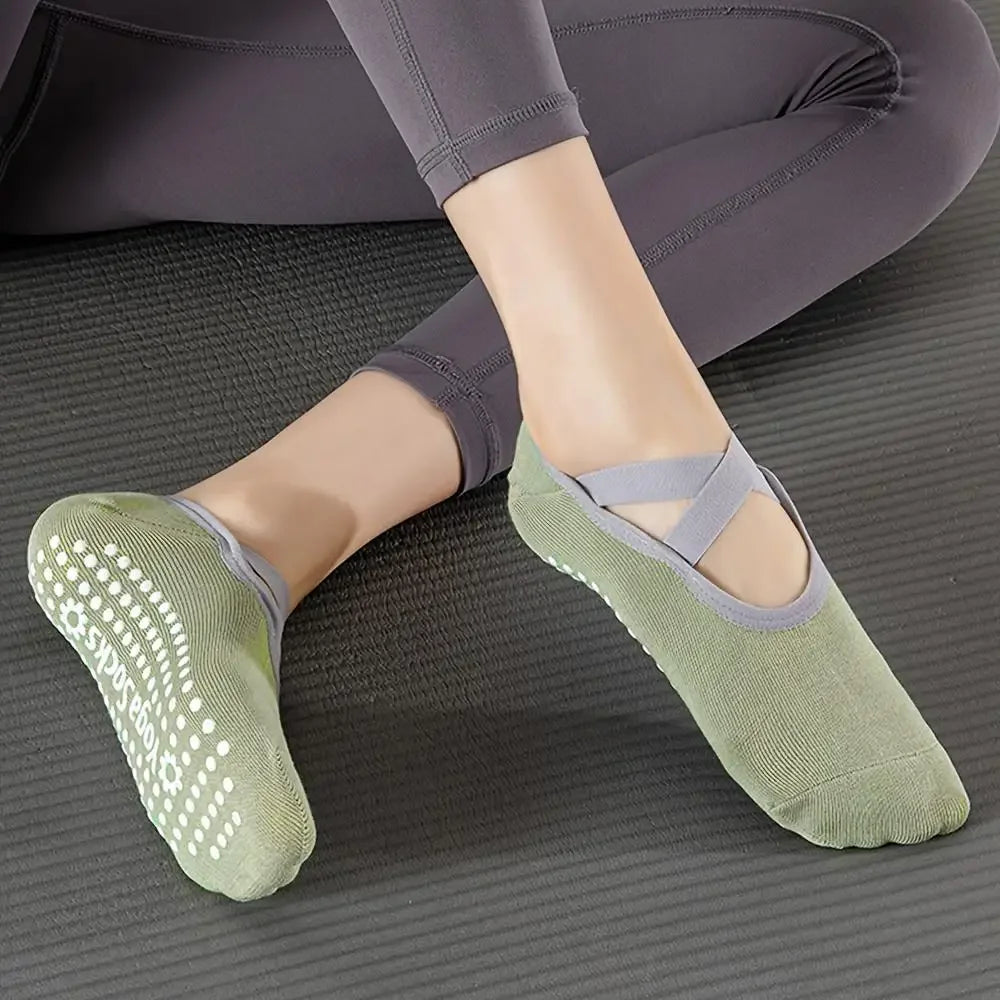 6 Pairs Non-Slip Yoga Socks – Grip & Comfort for Pilates, Fitness, and Home Workouts