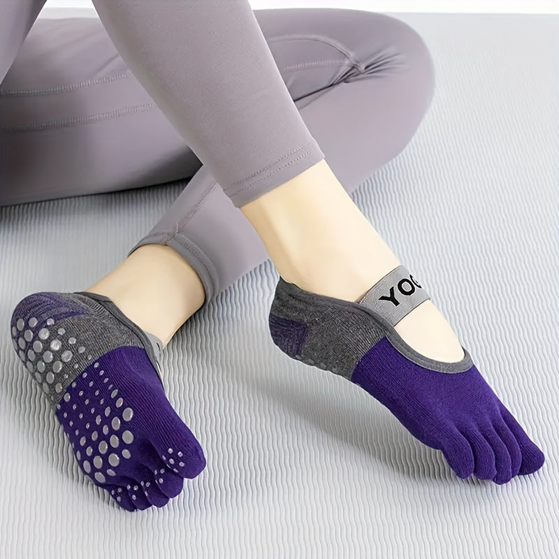 Set of 2 anti-slip yoga/dance socks for women.